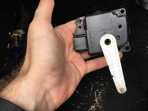 How to replace blend door actuator | Doovi