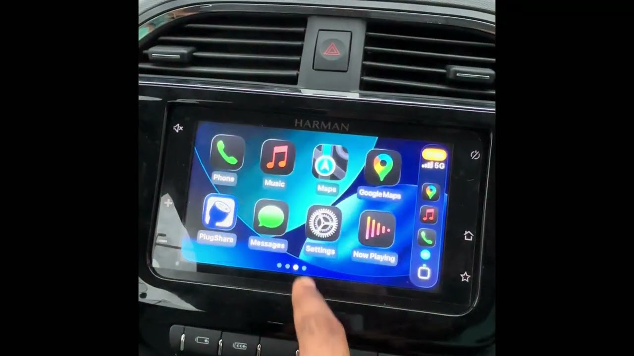 Tata Tiago EV - Infotainment - Touch screen - Apple CarPlay tamil