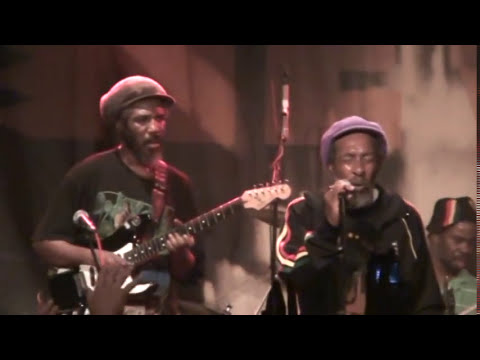 Ijahman Levi - Are We A Warrior (Live in Paris HQ) Oct 09th 2010