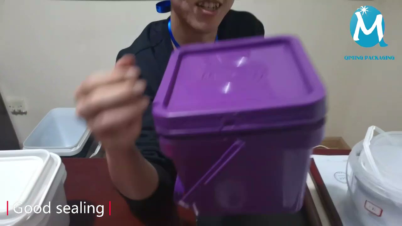 How much do you know about plastic square barrels?qiming packaging