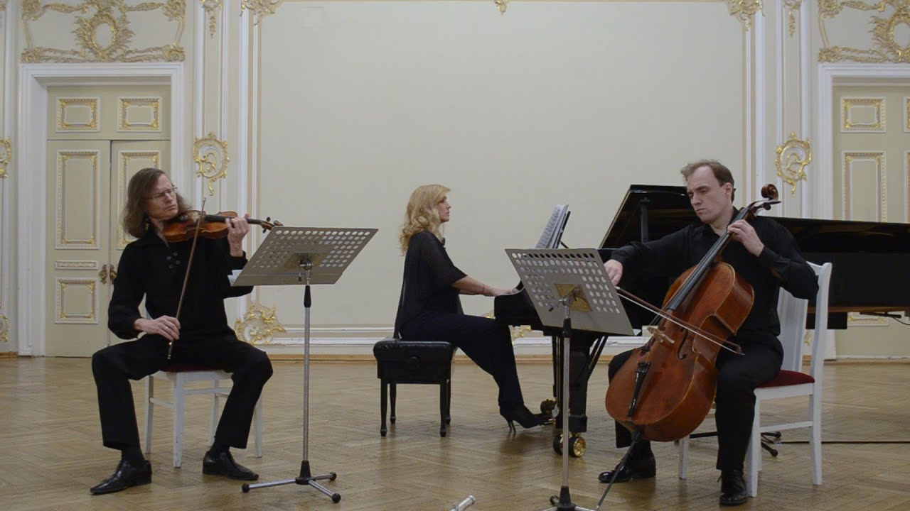 Dmitry Shostakovich - Trio No.1 for Violin, Cello and Piano, Op.8 (1923)