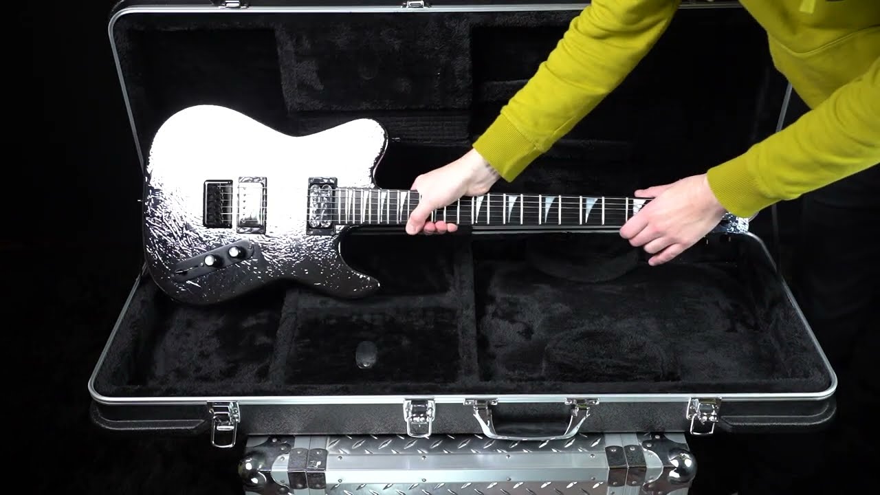 Framus Renegade Custom - 2006 - Custom Order Shop Masterbuilt Black Riffle Chrome Tone Finish