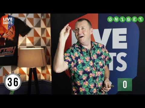 Live Darts 60-second Bullseye Challenge - How many bulls can the pundits hit?