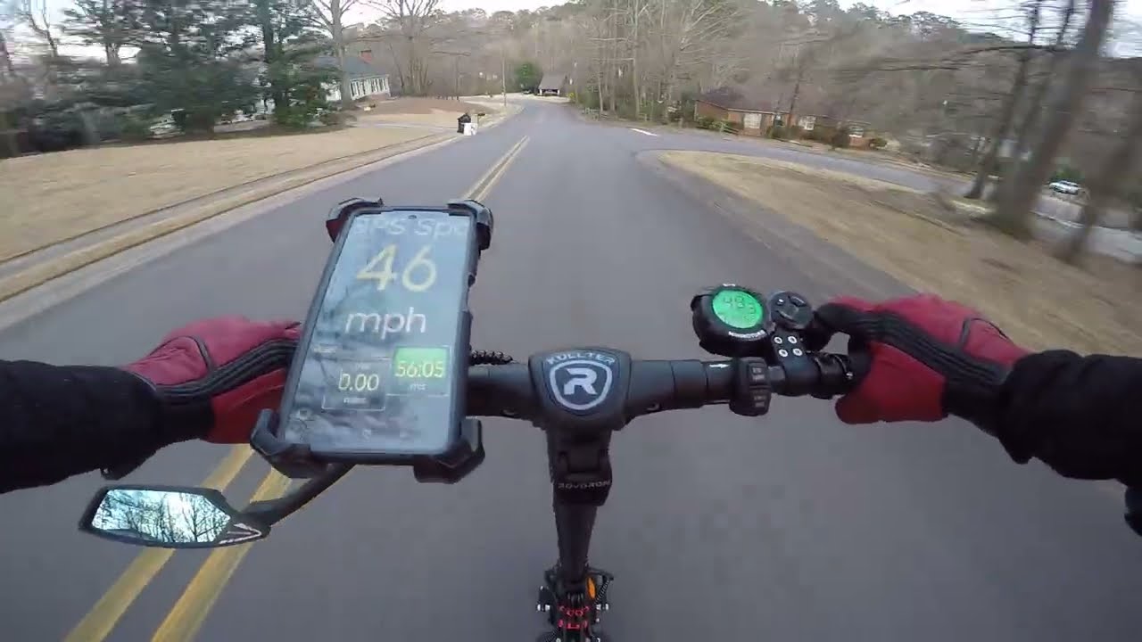 Some high Speed Hill bombing on a 60 Volt Kullter