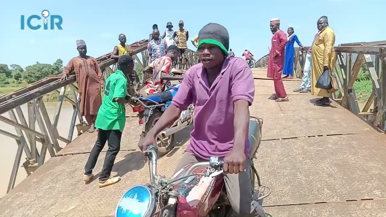 Kaduna’s 4-Decade-Old Shagari Bridge Collapses, Isolating 20 Communities