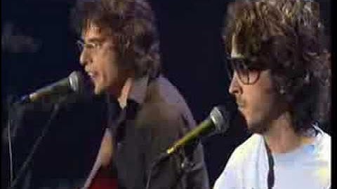 Flight Of The Conchords - Robots (live)