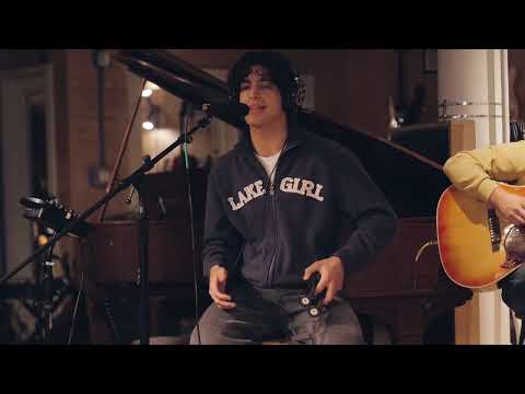 SHUT UP, I LOVE YOU (Live at Brandy Melville Studios)