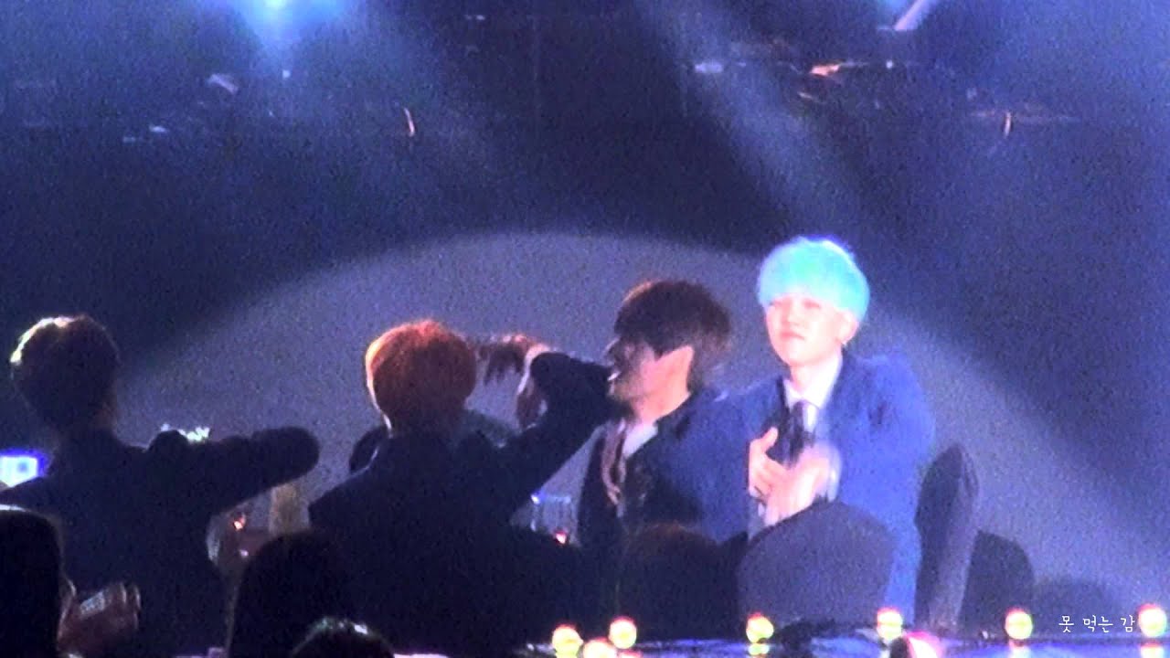 160114 서울가요대상에서 지민이♥