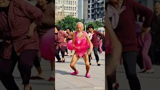 I like exercise and practice. I like to dance square dance. The pursuit of art makes my soul noble