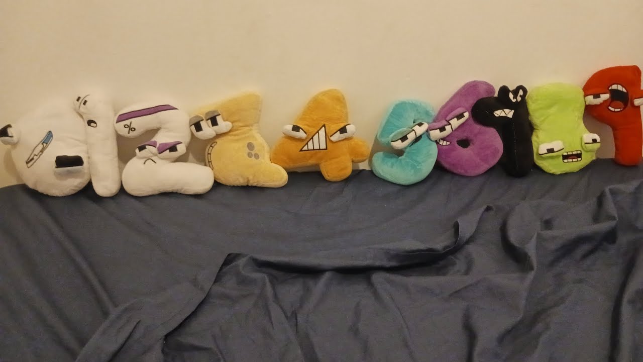 Unboxing Hkito's 0-9 number lore as plushies!