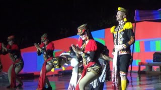 WAW TARI DOLALAK VERSI LUAR FEAT DEWI ARUM DI BOROBUDUR INDONESIA BERTUTUR