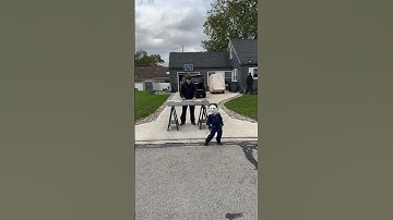 Michael Myers welcome the new neighbors🔪