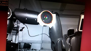 Demonstration of robustness: Visual tracking of the right arm of a Baxter robot