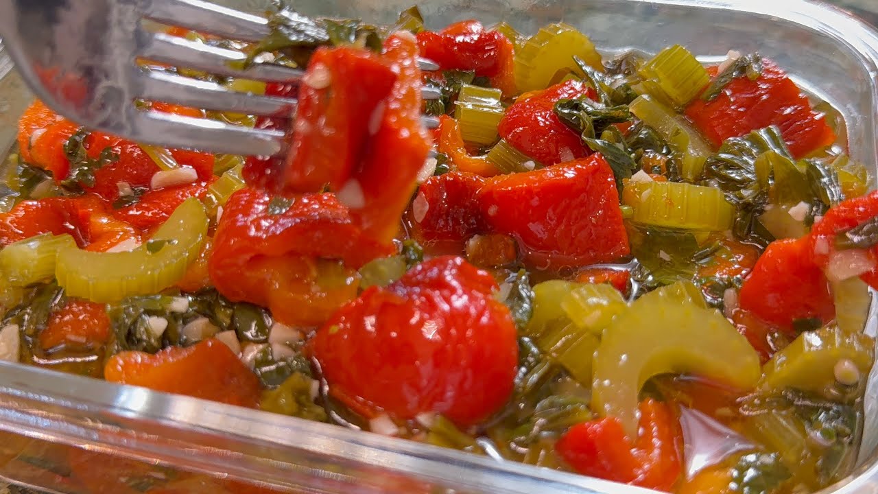 САЛАТ- ЗАКУСКА ИЗ БОЛГАРСКИХ ПЕРЦЕВ / ВКУСНЕЕ РЕЦЕПТА НЕ ЗНАЮ!