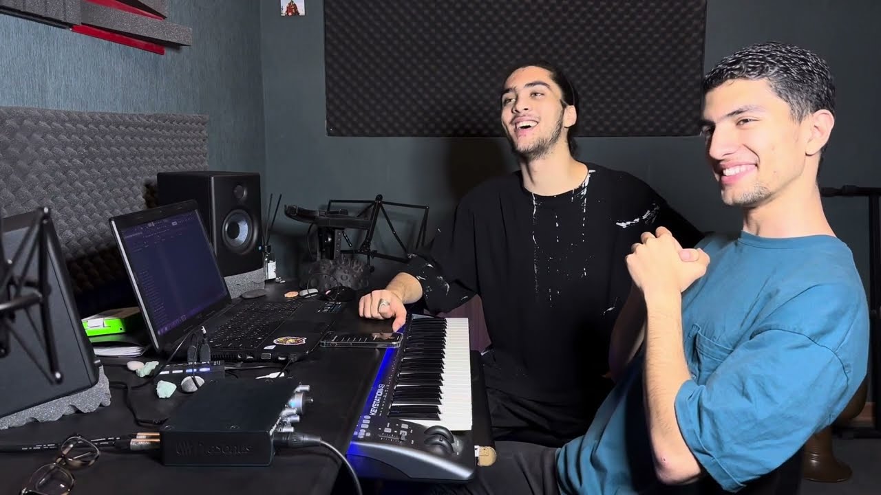 مشکلات تنظیم کننده ها با خواننده 😂