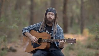 Esat Sanlav - Sen Gittin Gideli (Official Acoustic Video)