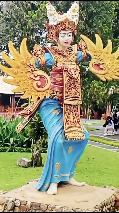 Bali menyapa : dari kawasan Wisata Pura Ulun Danu Beratan Bedugul #bali #danau