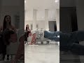 Ele tentando impressionar a Lu kkk