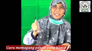 Bahasa Indonesia Tema 2 (Kegemaranku) Subtema 3 Kelas 1, posisi duduk dan memegang pensil yang benar