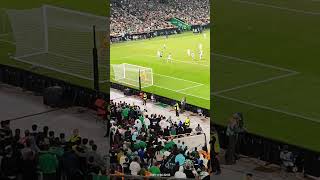 Greif detiene fácilmente tiro de Fornals! Betis-OL. de Lyon. 06-11-25 #olympiquelyonnais #realbetis