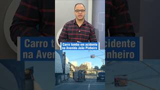 CARRO TOMBA APÓS COLISÃO EM POÇOS DE CALDAS