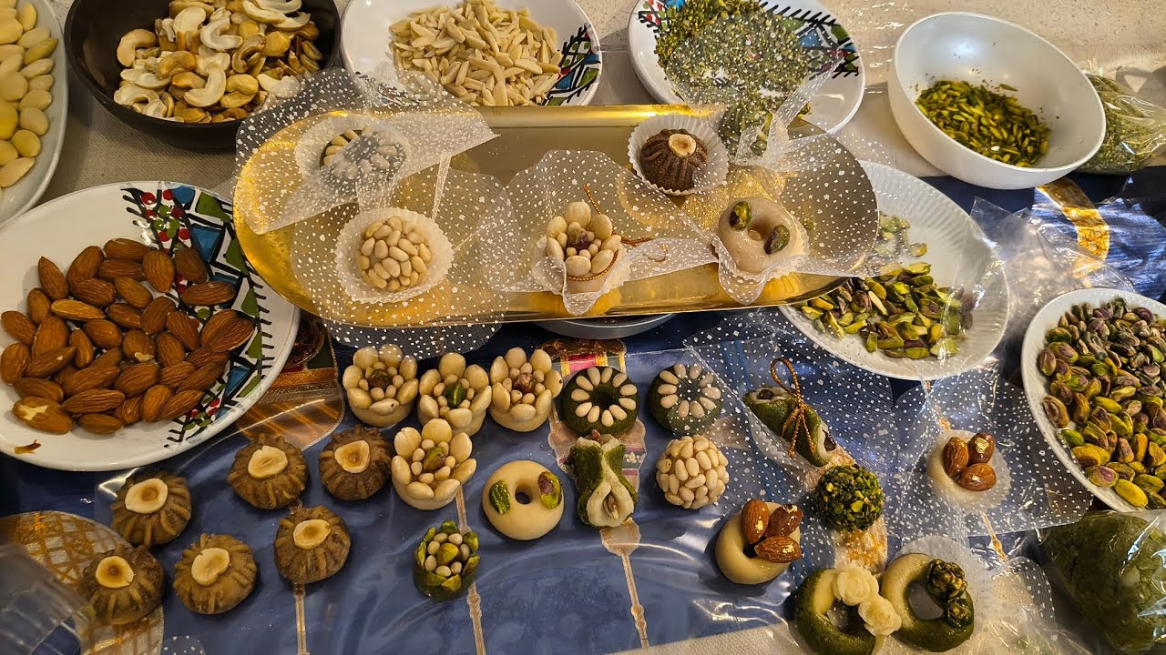 دورة في صنع الحلويات التونسية البريستيج #حلو_اللوز #حلو_تونسي #حلويات_العيد #تونس #الجزائر #جدة #مصر