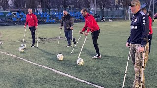 Тренування ветеранів війни з футболу на милицях Центру реабілітації МСК «Дніпро»