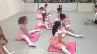 2013-0801舞蹈課暖身2