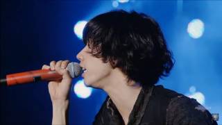 ONE OK ROCK - Juvenile [ Live ] Resimi