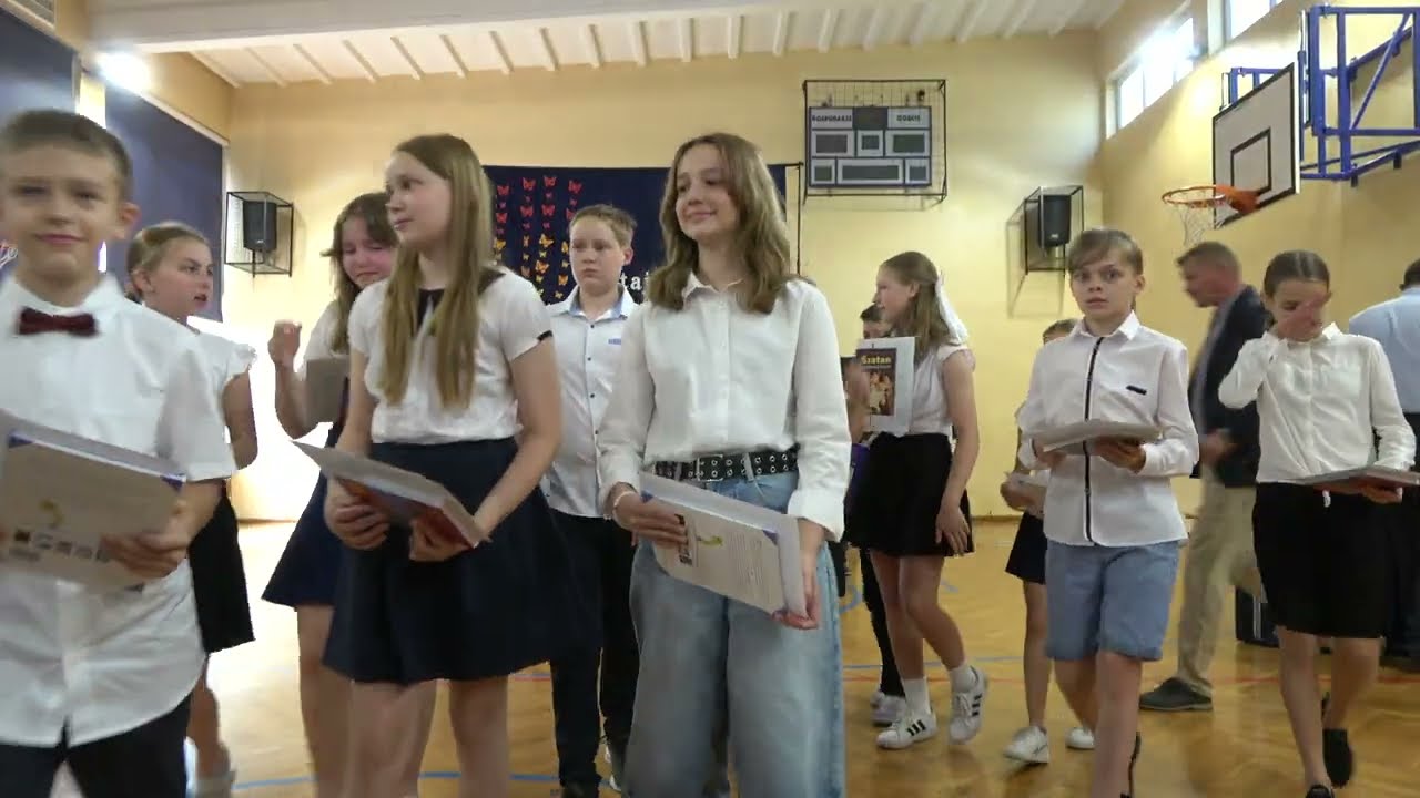Zakończenie Roku Szkolnego dla klas 4 - 8 - Szkoła Podstawowa nr 5 we Wrocławiu im. H. D. Steinhausa