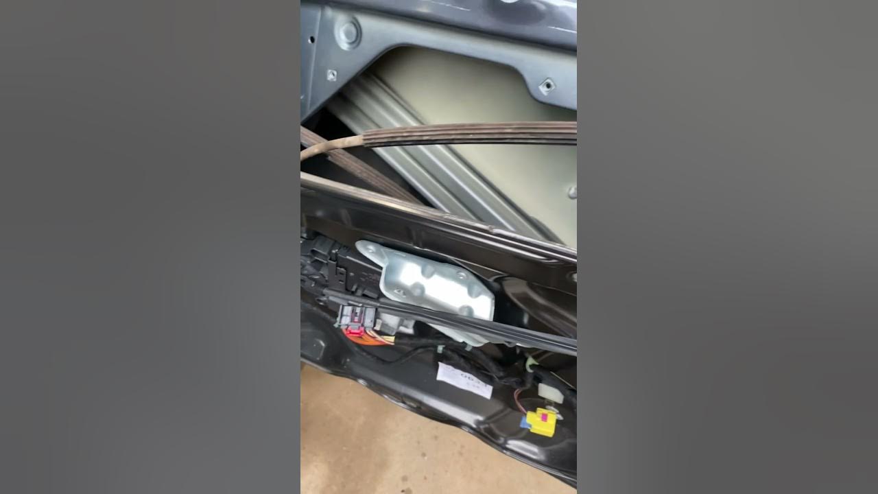 Vw Passat door won’t open or shut - YouTube