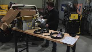 Unboxing the ESAB Rogue ET 200iP PRO Portable TIG Welder