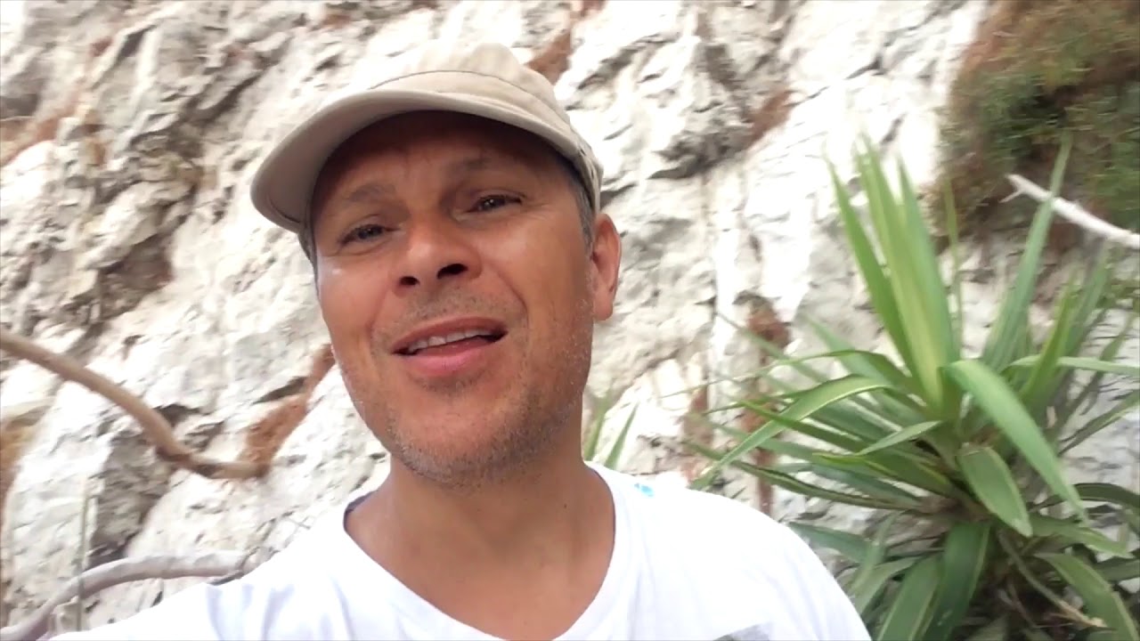 Au Frioul Pas d'Embrouille (Radio version) - Bruno Mojito Lamétrie