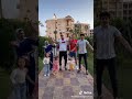 العائلة الفرفوشه و هوما بيرقصو على اغنيه عطيات
