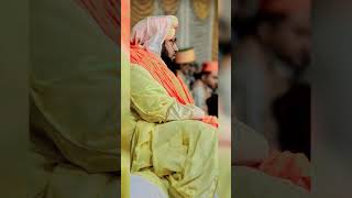 App hi kuch kijiye na, aie Shahe-aali-waqarJaan-o-dil Tum par fida, aie do jahan kay tajdaar