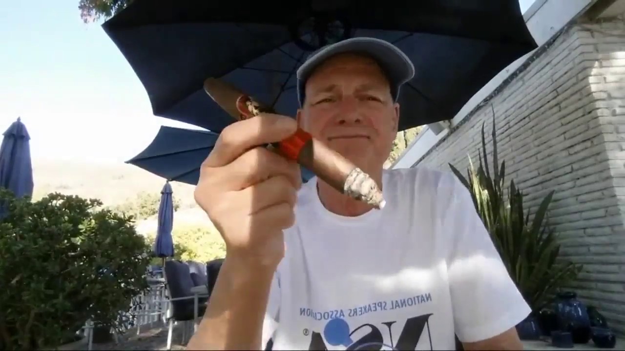 Man O' War Habano Solomon Cigar Review