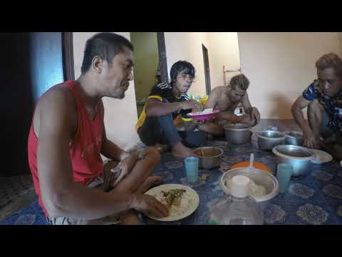 PEKERJA SAWIT MALAYSIA MAKAN APA ADANYA