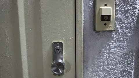 日本ニュース 女子中学生誘拐監禁事件 被告が大声あげ判決延期 17 08 29 Mp3