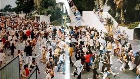 003 《 パニック・イン・スタジアム 》 映画パンフレット・フェスティバル