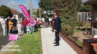 Real Estate Auction: 68 Roslyn Road, Belmont, Vic 3216