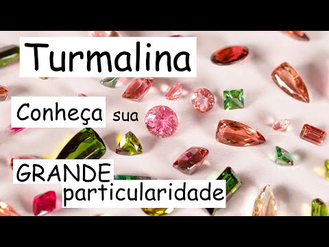 Vídeo: Pedra Dourada: Enorme Granito Com Um Pagode Budista No Topo - Visão Alternativa