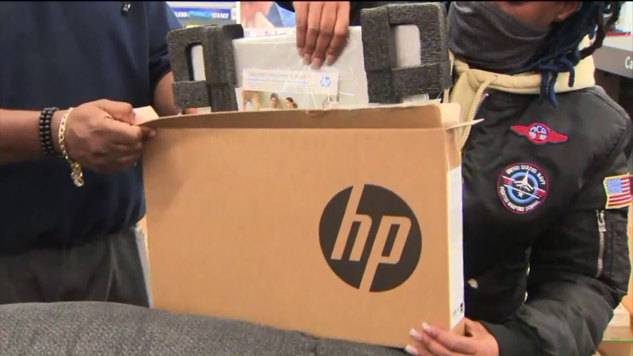 Digital Divide: Moms donate laptops to help students