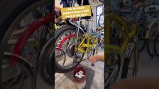 Any guesses what year this Schwinn Stingray is? 🧐 #vintage #cycling #bikes #mechanic #schwinn