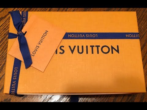 Lujoso Luis Vuitton Caja De Regalo Con Joyas Para El Día De San