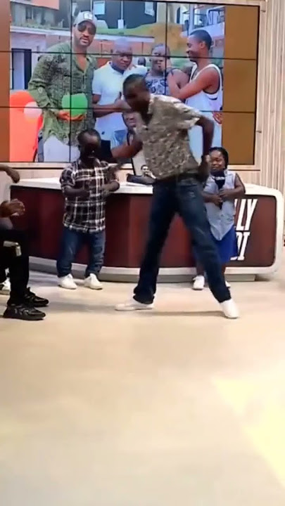 Sean bridon funny dance 🤣🤣 ah