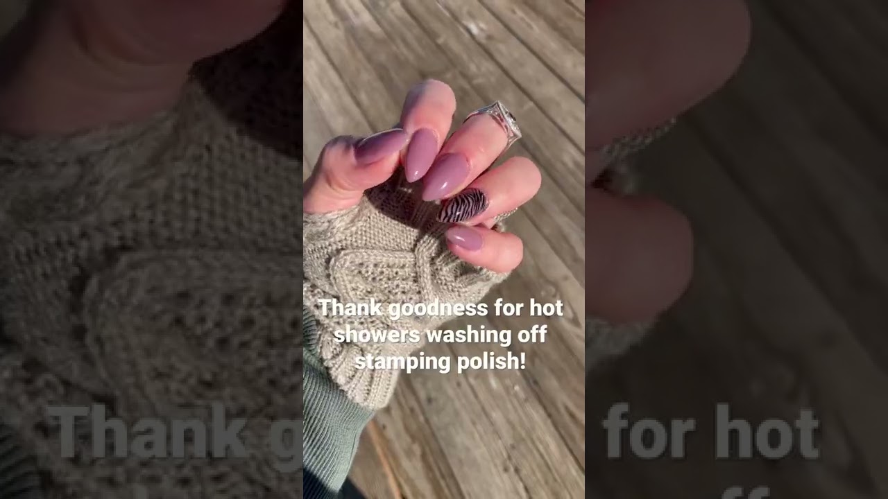 Don’t forget your latex 😘… when you do nail stamping!