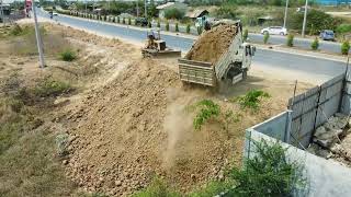 Wonderful! Bulldozer Komatsu D31p Push Fill the soil And Small​ Dump Trucks Land transport