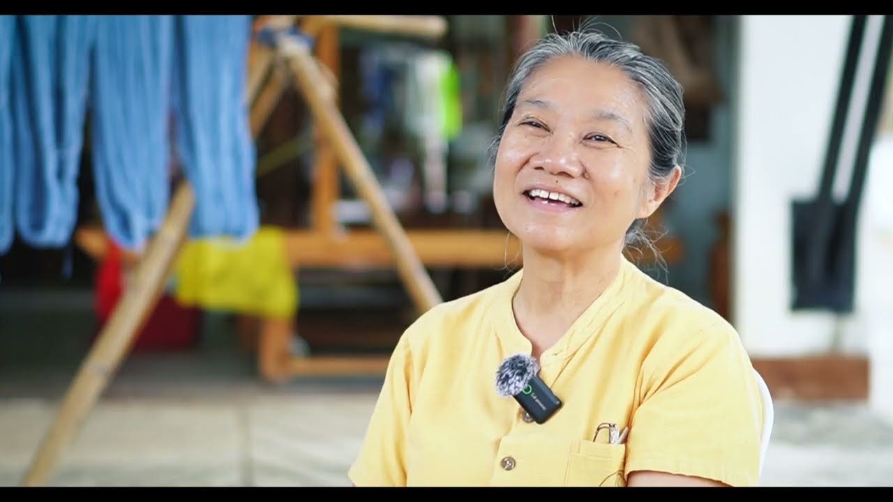 กลุ่มสืบสานภูมิปัญญาการทอผ้าเเละหัตถกรรมเเม่เมาะ บ้านเมาะหลวง อ.แม่เมาะ จ.ลำปาง