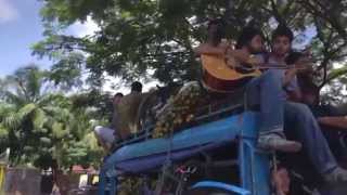 Video voorbeeld van "joy bangla bole age baro"