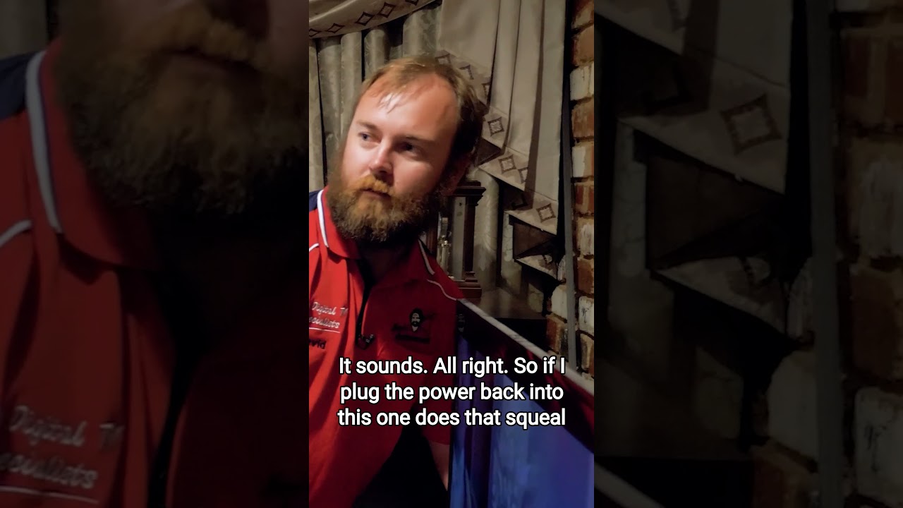 #Shorts How to fix headphones in under 60 seconds with Jim's Antennas